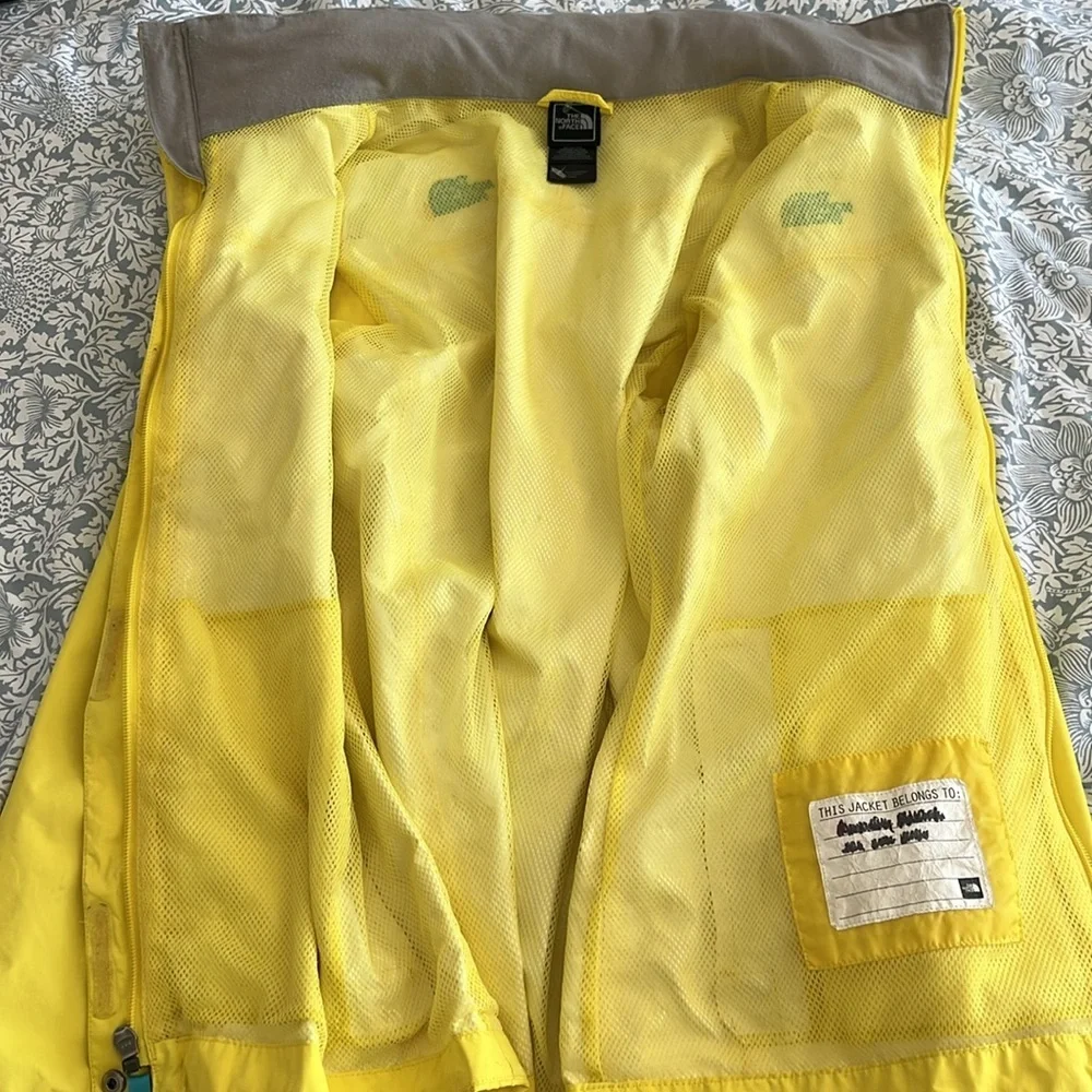 The North Face Hyvent Youth Girl Yellow Rain Jacket. Size XL 18 - Picture 12 of 15
